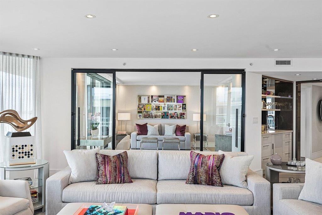 ENCLAVE OF PALM BEACH CON - Residential