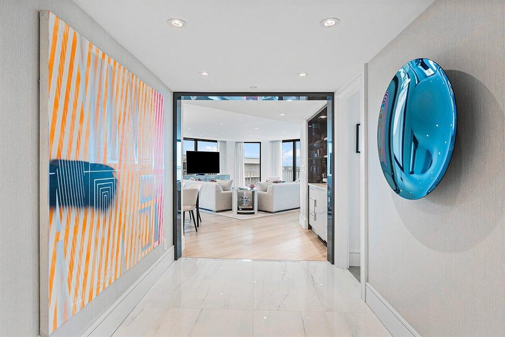 ENCLAVE OF PALM BEACH CON - Residential