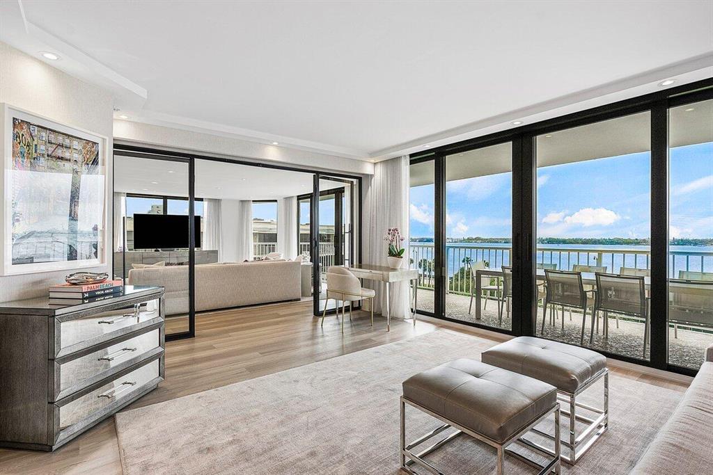 ENCLAVE OF PALM BEACH CON - Residential