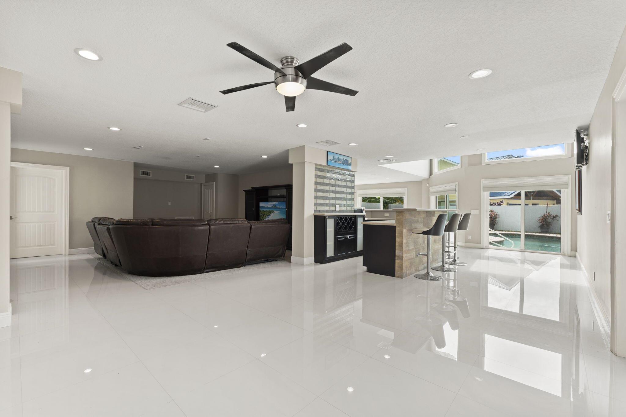 SURFSIDE UNIT 2 - Residential