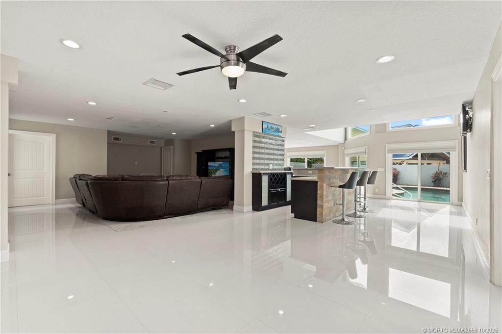 SURFSIDE UNIT 2 - Residential