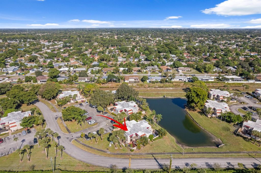 Photo of 4145 Village Drive #D, Delray Beach, FL 33445 (MLS # R11145127)