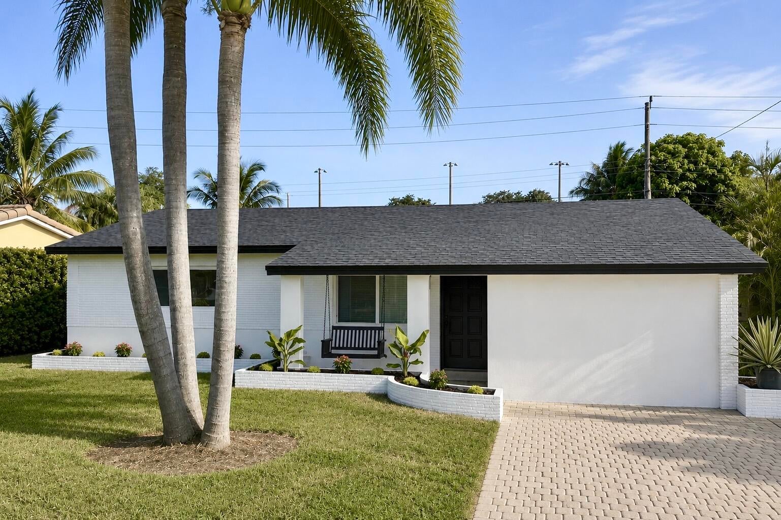 350 NE 42ND Street