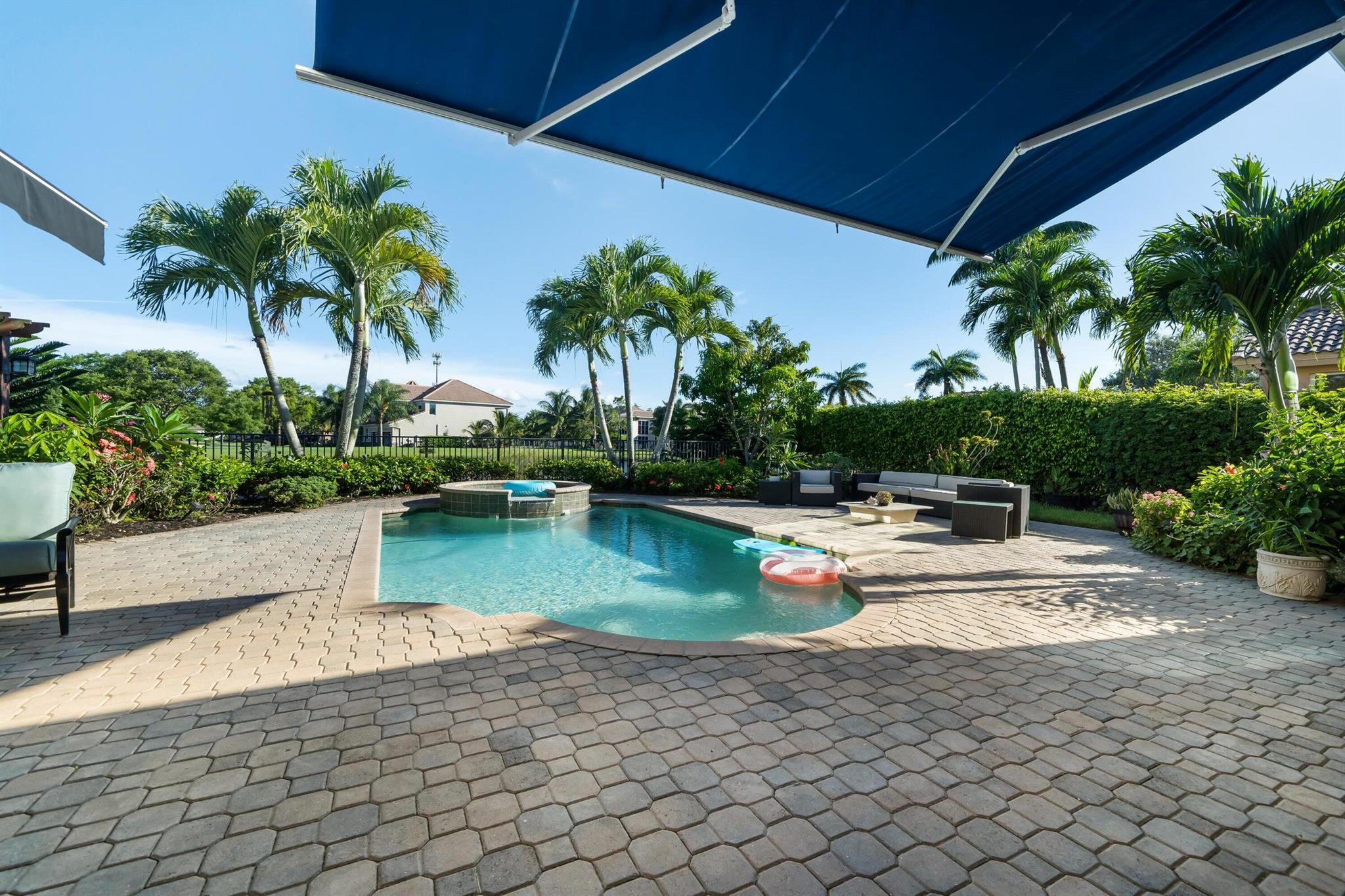 Country Cove Estates - Residential