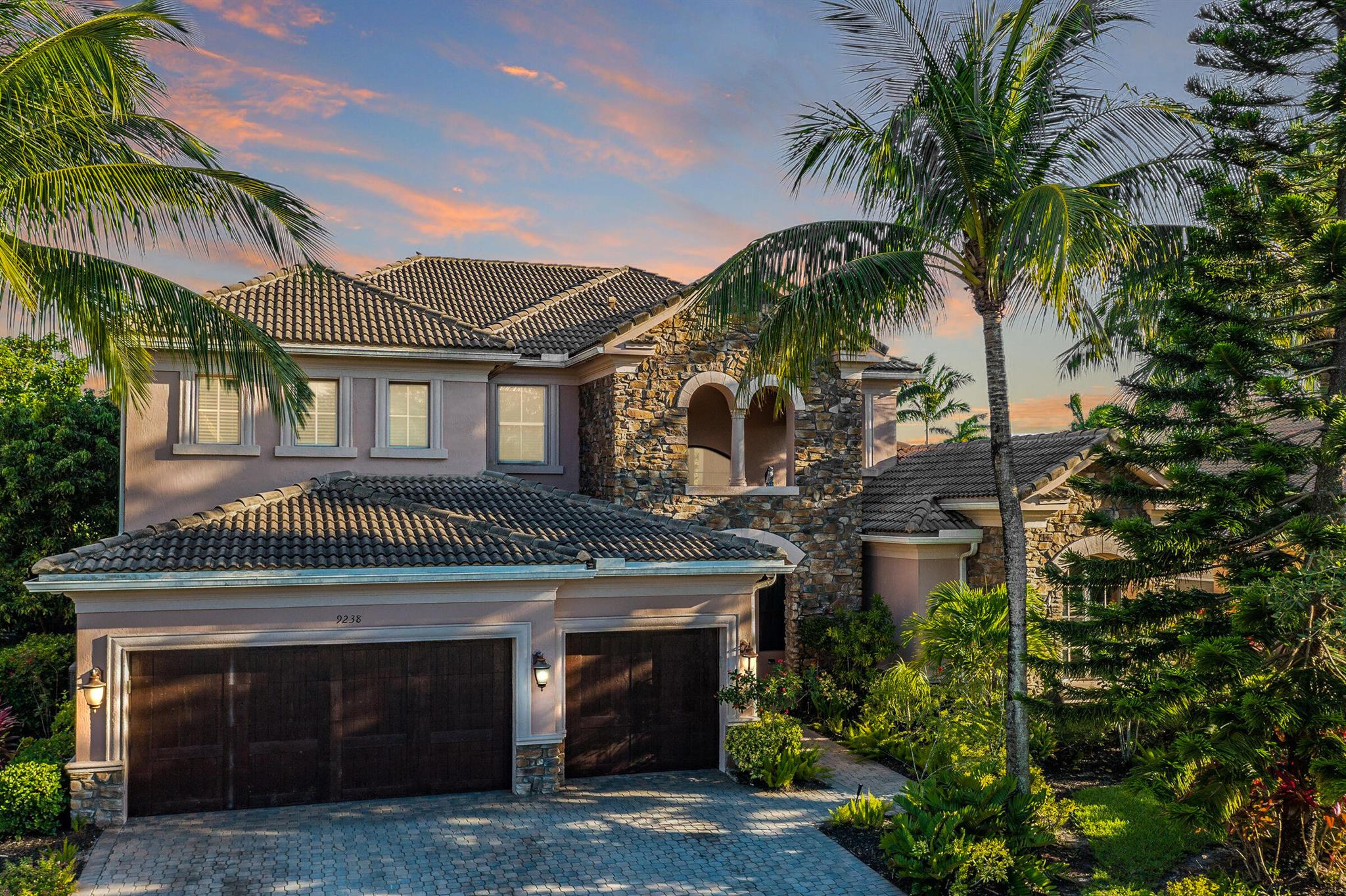 Country Cove Estates - Residential