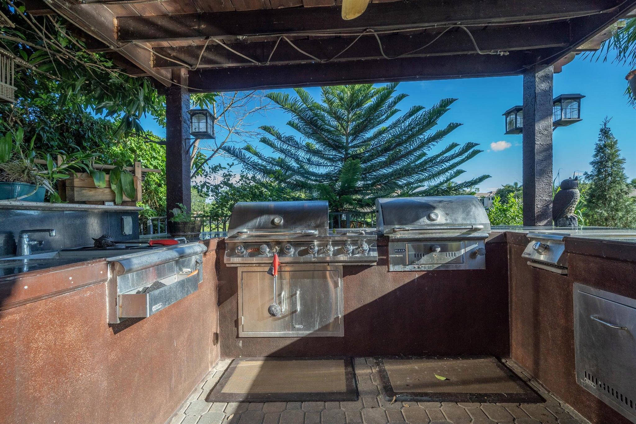 Country Cove Estates - Residential