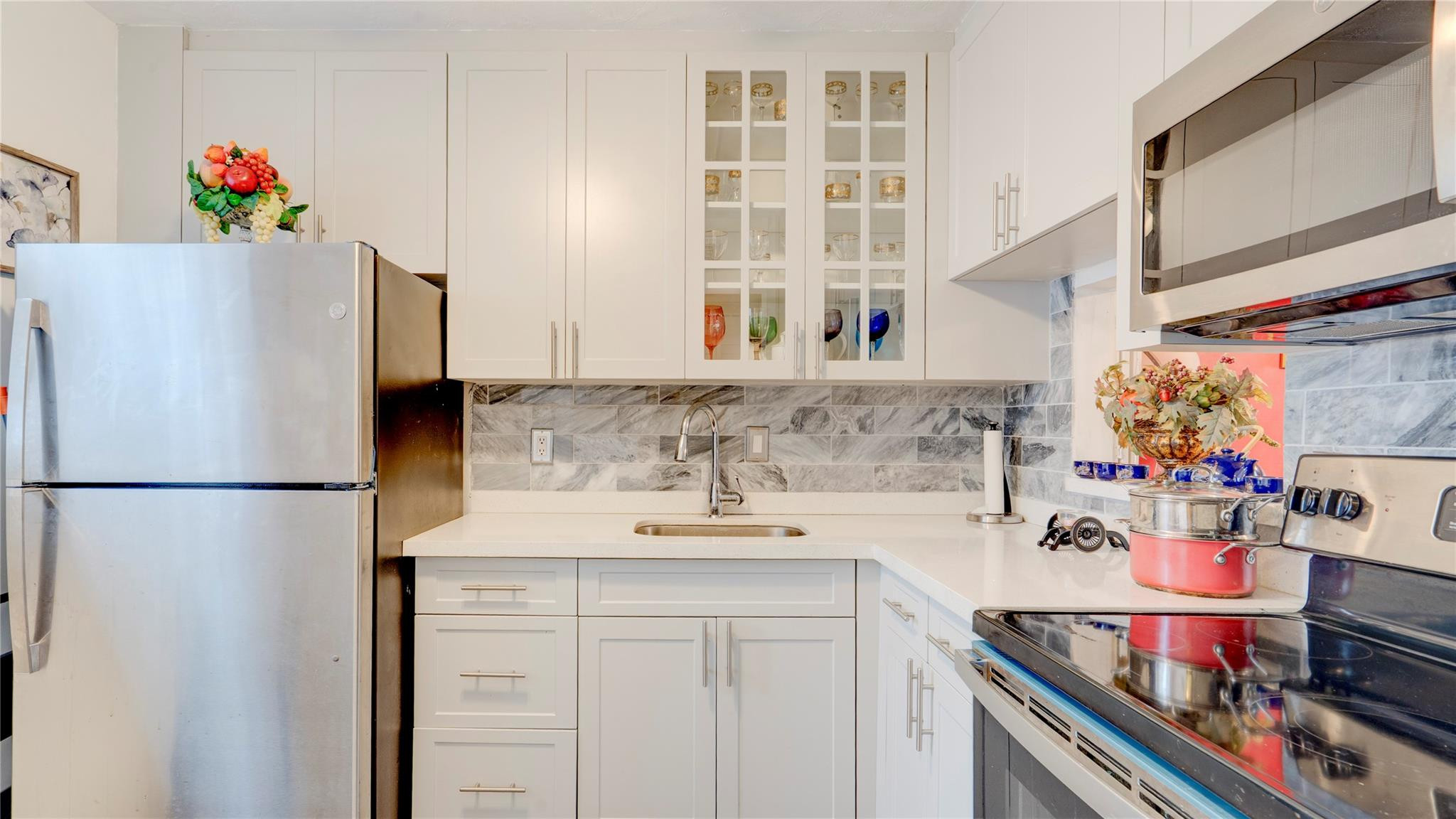 HOLIDAY SPRINGS VILLAGE - Residential