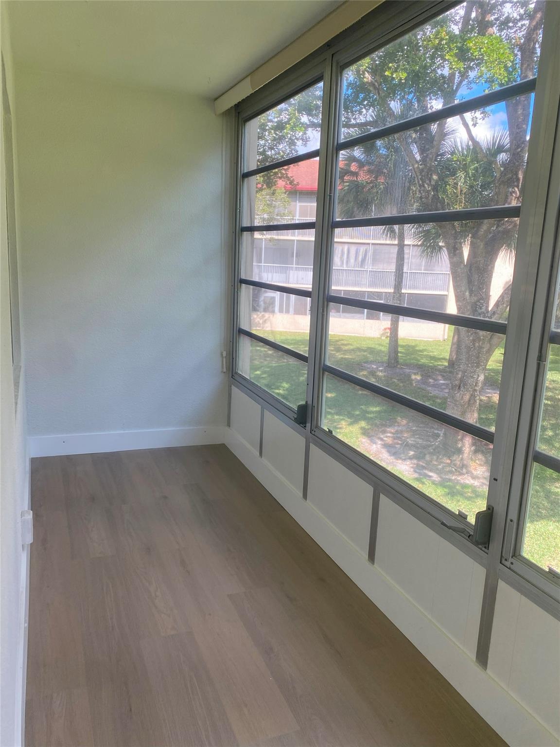 NEW HAMPTON 3 - Residential