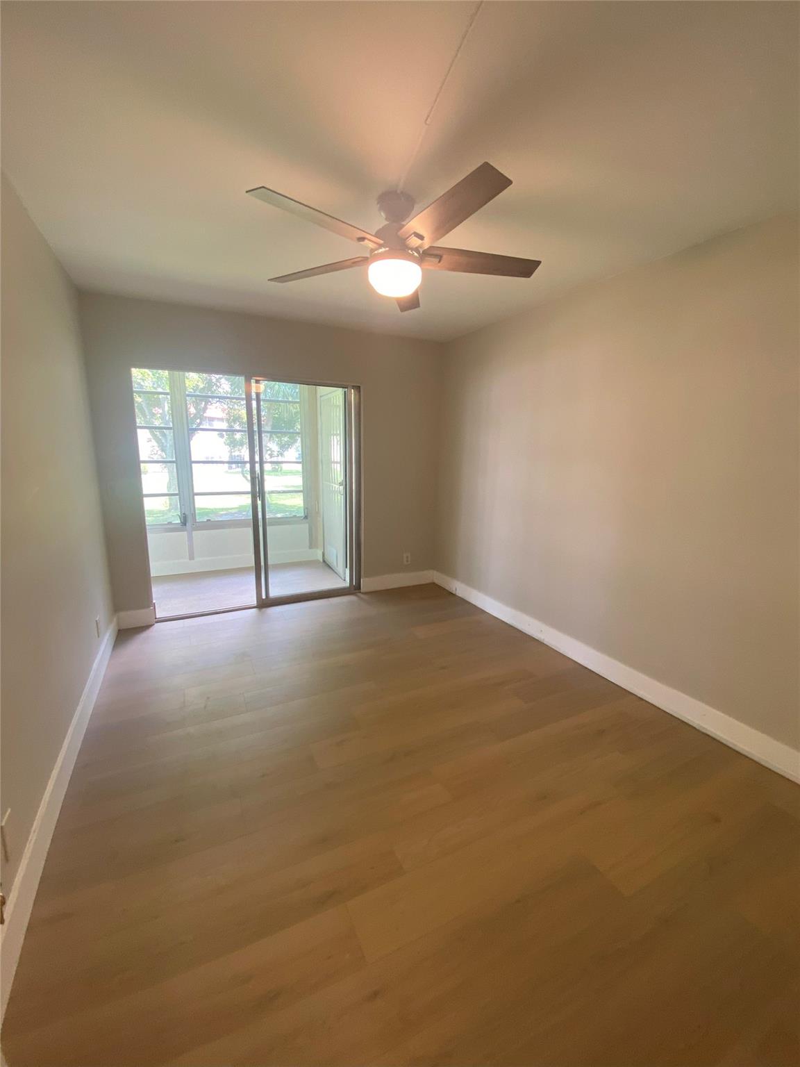 NEW HAMPTON 3 - Residential