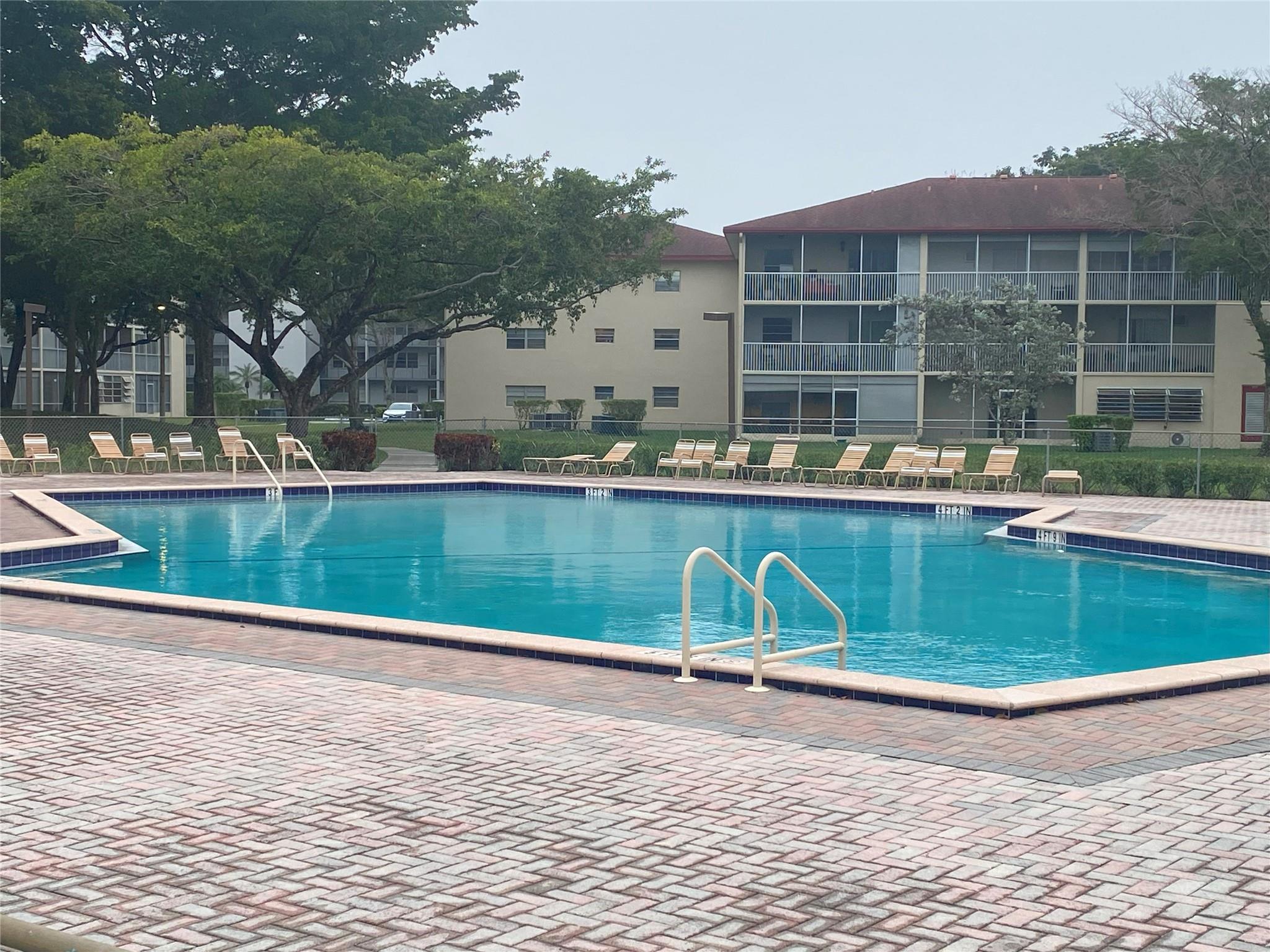 NEW HAMPTON 3 - Residential