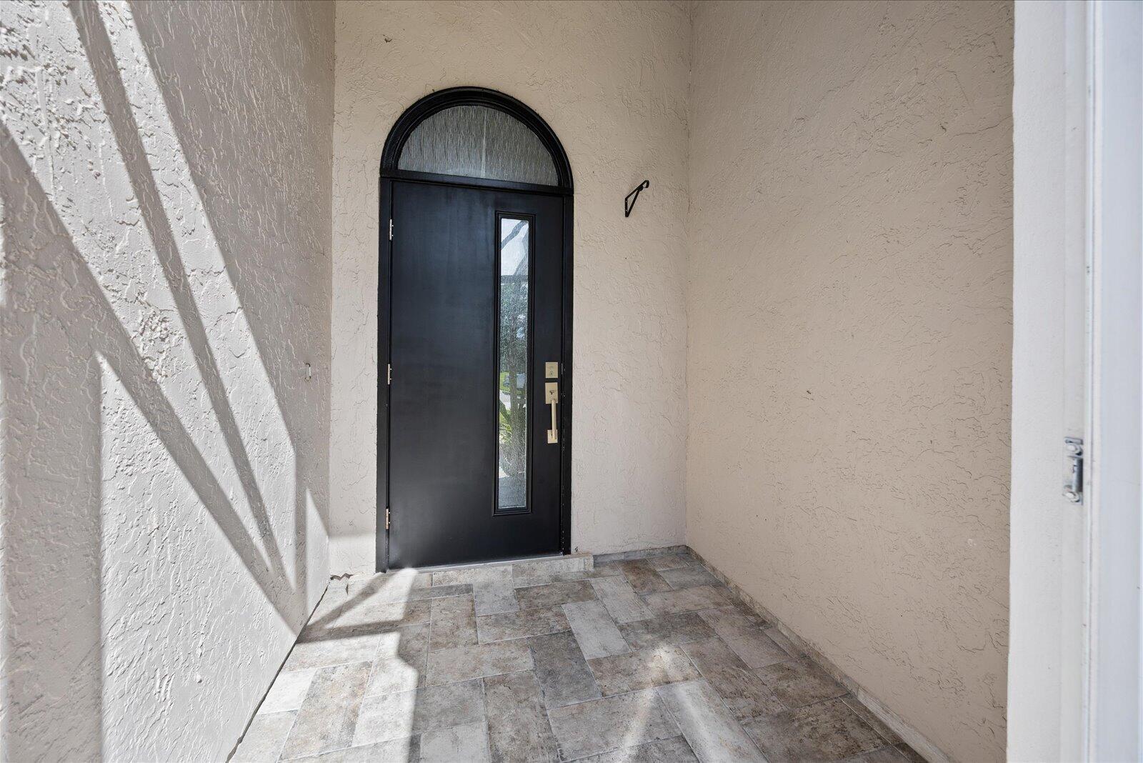 160 NE Twylite Terrace
