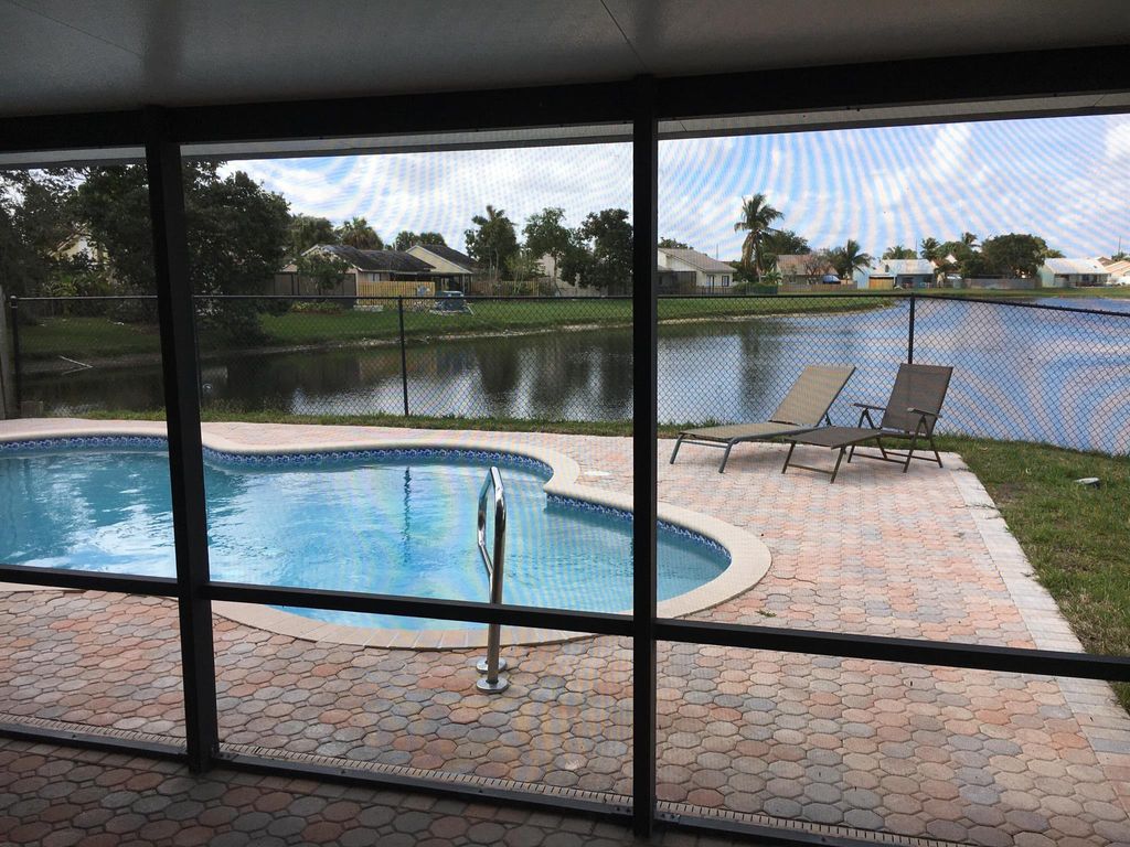 Photo of 6158 Country Fair Circle, Boynton Beach, FL 33437 (MLS # R11088031)