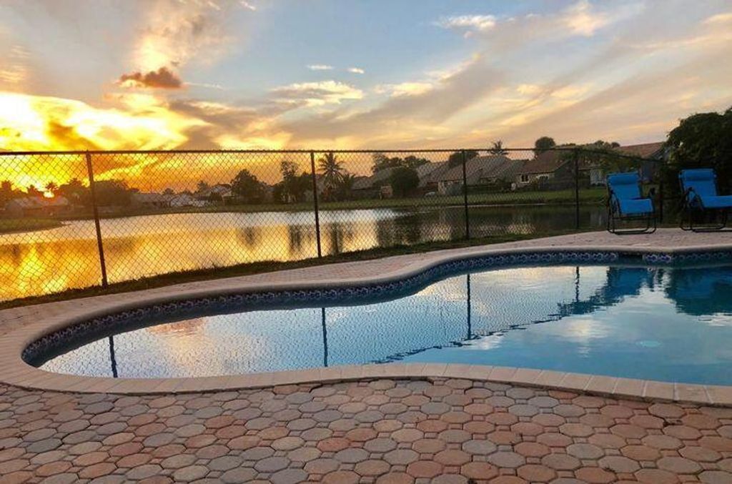 Photo of 6158 Country Fair Circle, Boynton Beach, FL 33437 (MLS # R11088031)