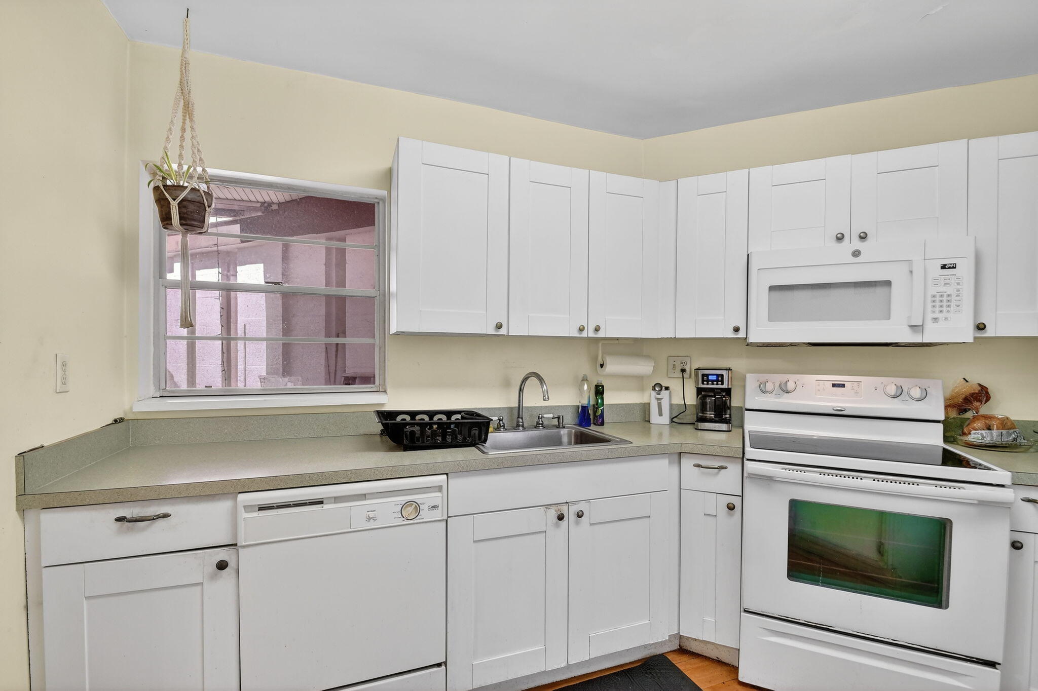 GREENWAY VILLAGE NORTH CONDO 2 - Residential