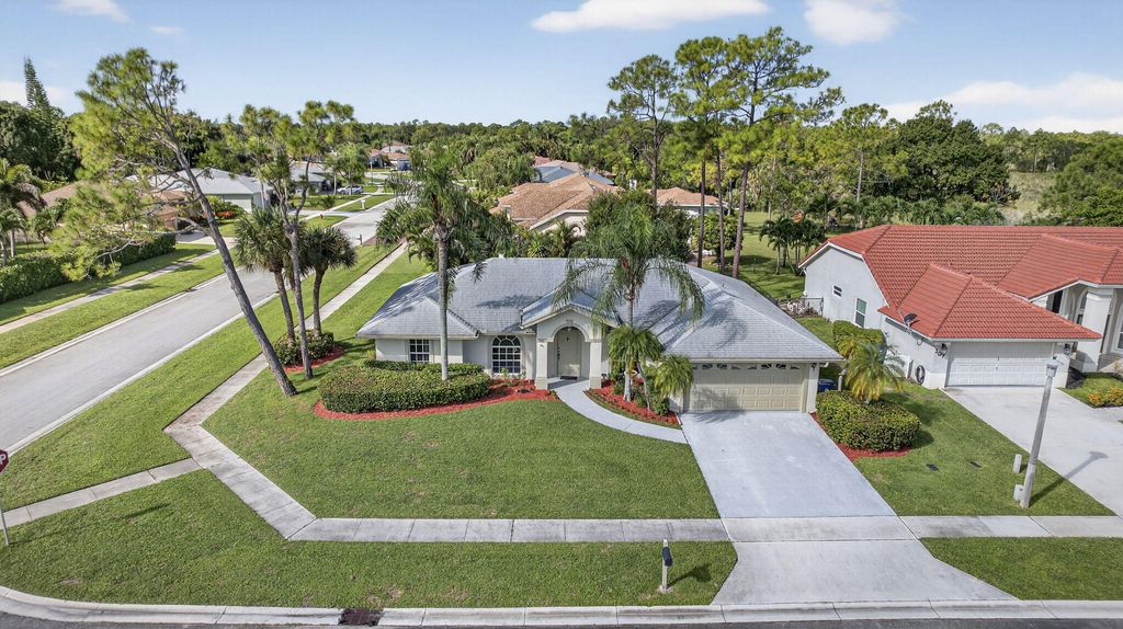 Photo of 105 Emerald Court, Royal Palm Beach, FL 33411 (MLS # R11123229)