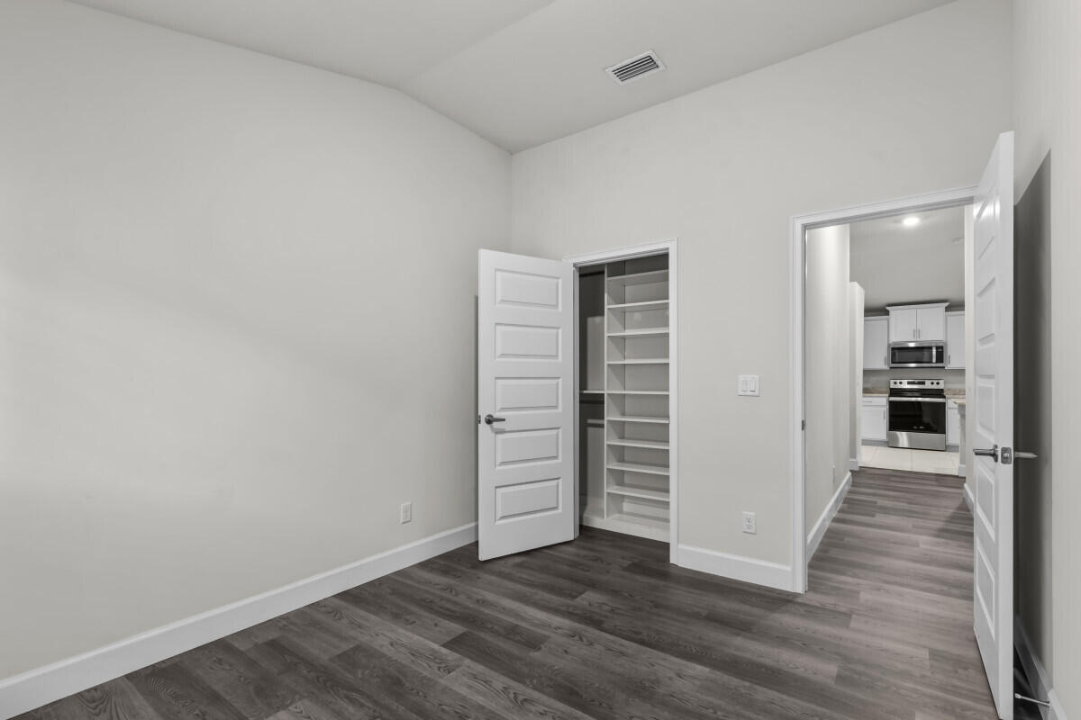 RIVER PLACE ON THE ST LUCIE NO 10 1ST REPLAT - Residential