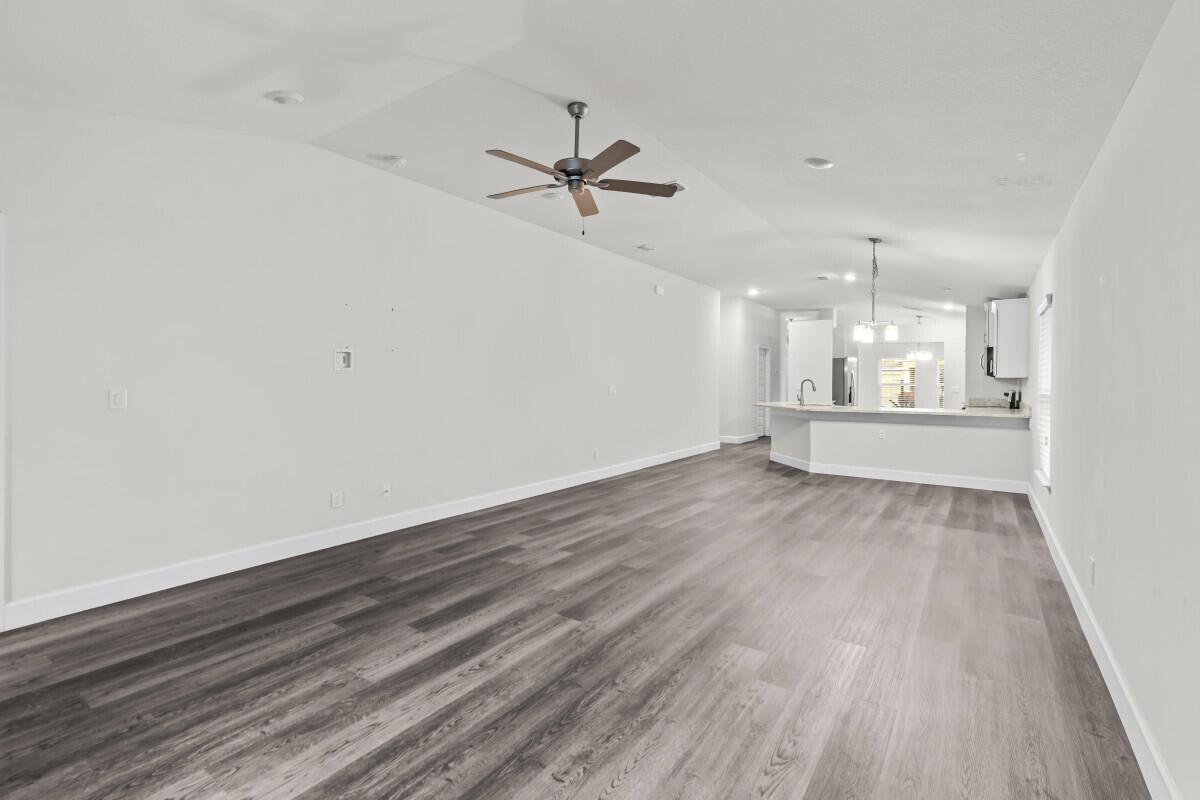 RIVER PLACE ON THE ST LUC - Residential