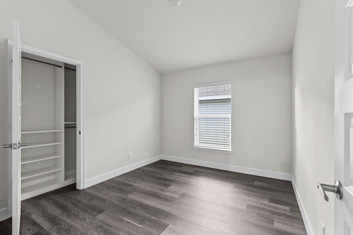 RIVER PLACE ON THE ST LUCIE NO 10 1ST REPLAT - Residential