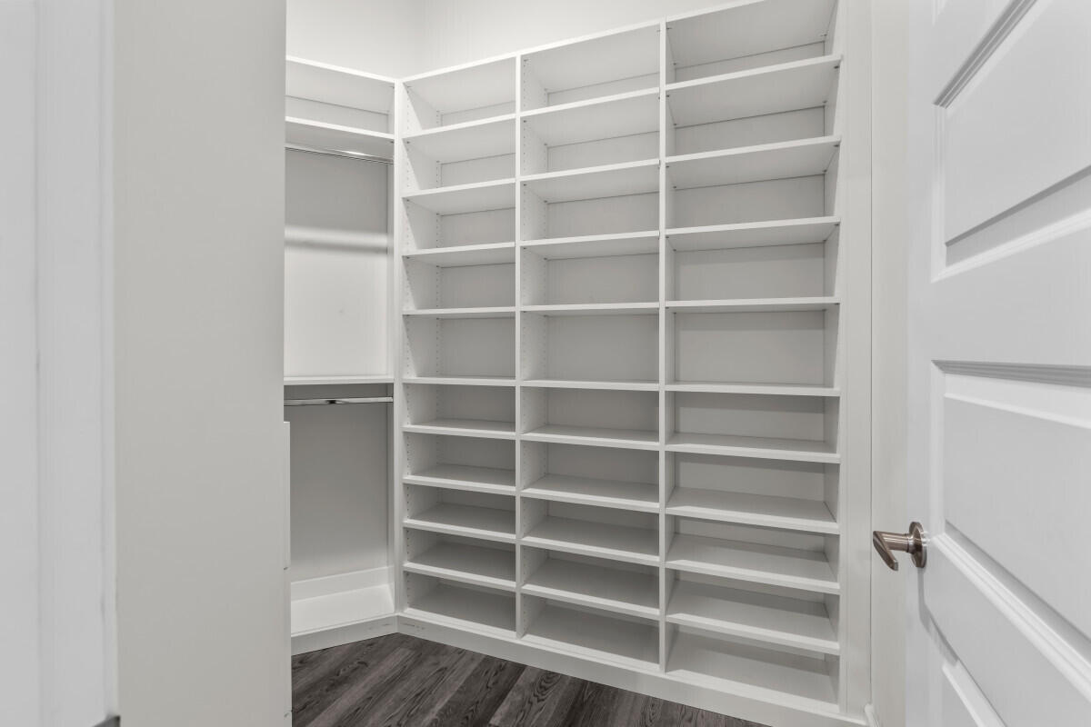 RIVER PLACE ON THE ST LUCIE NO 10 1ST REPLAT - Residential