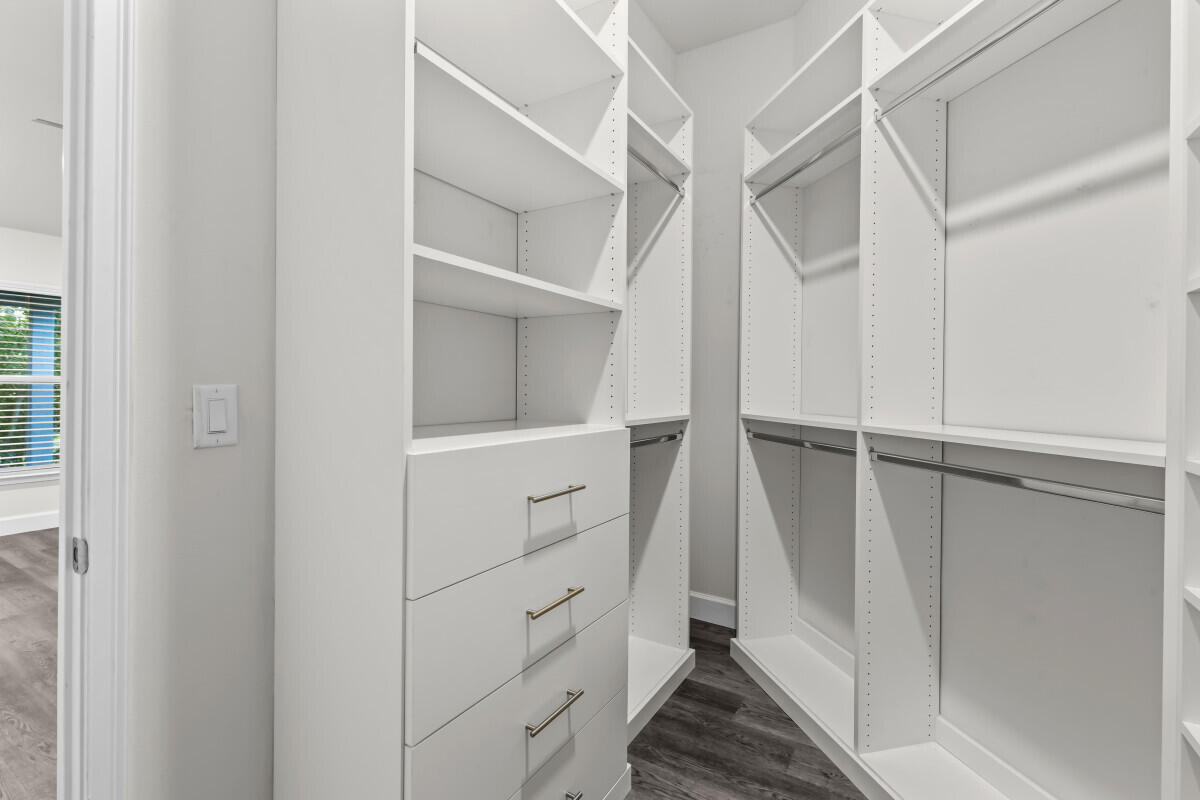 RIVER PLACE ON THE ST LUCIE NO 10 1ST REPLAT - Residential