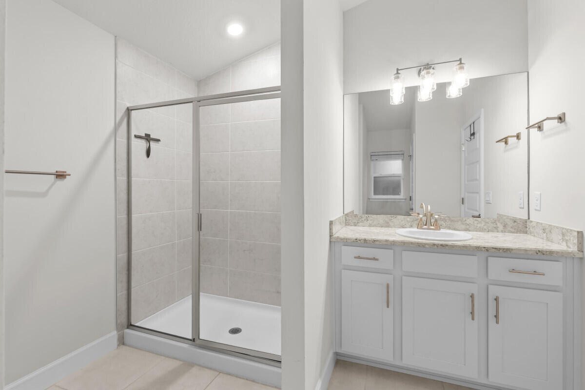 RIVER PLACE ON THE ST LUCIE NO 10 1ST REPLAT - Residential