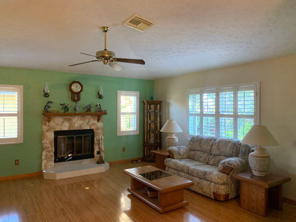 PORT ST LUCIE SECTION 23 - Residential