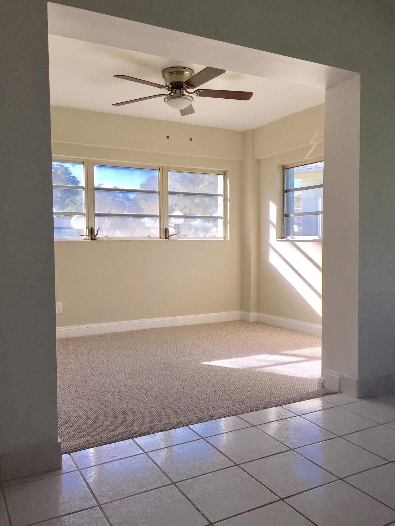 LAUDERDALE WEST 4 CONDO - Residential