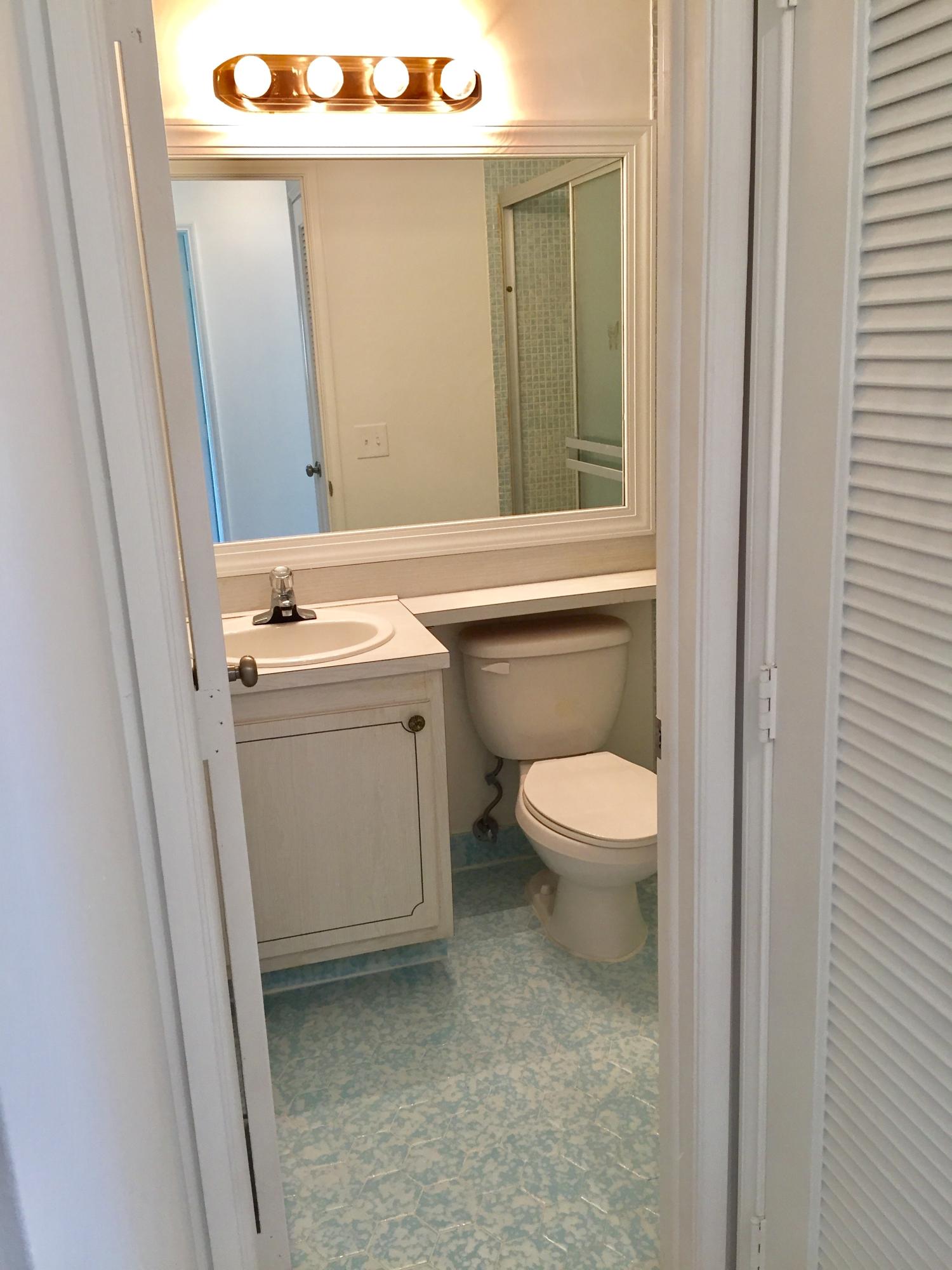 LAUDERDALE WEST 4 CONDO - Residential