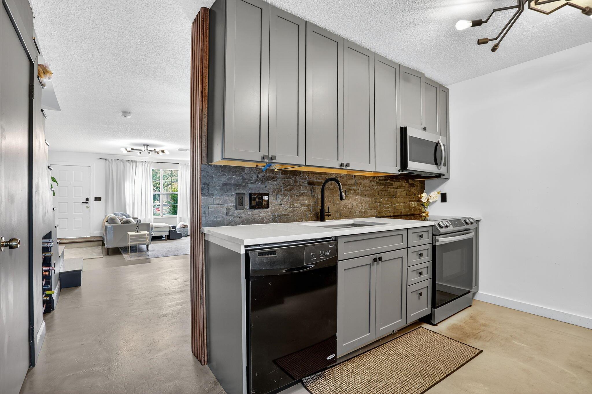 Jasmine at Woodmont - Residential