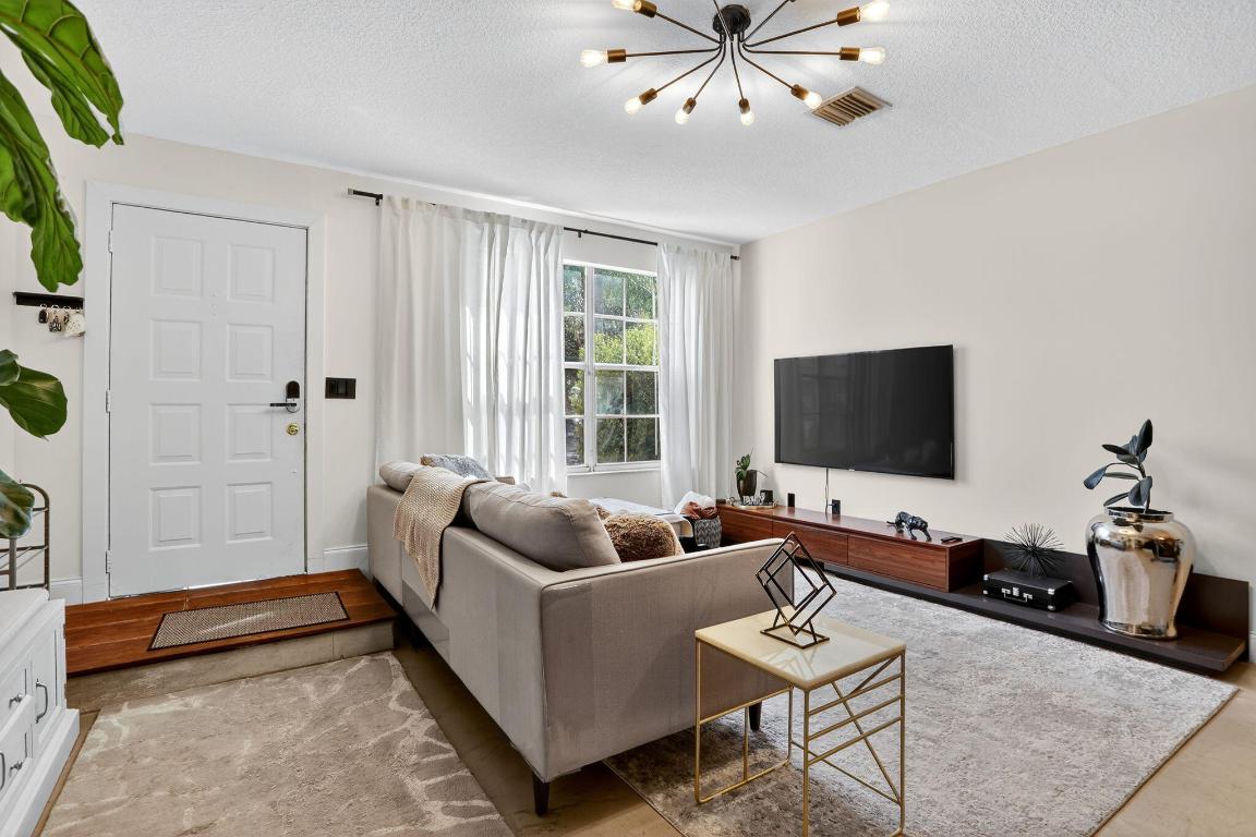 Jasmine at Woodmont - Residential