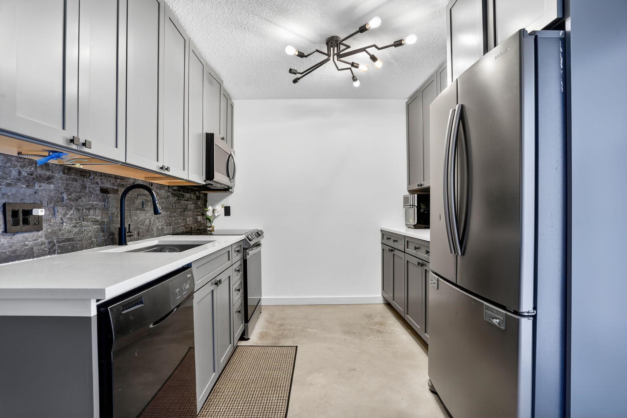 Jasmine at Woodmont - Residential