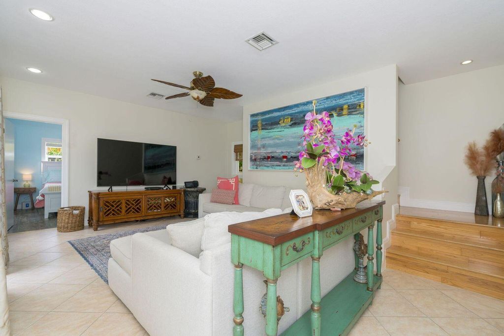 Photo of 1808 N M St, Lake Worth Beach, FL 33460 (MLS # R11166610)