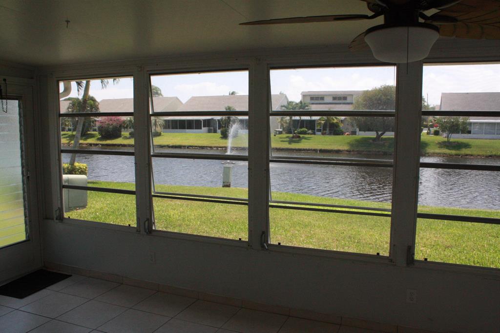 TROPICAL EAST - Residential