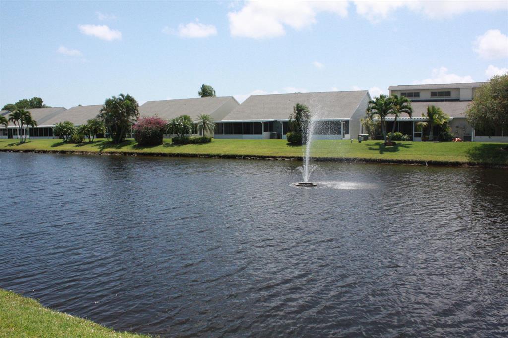 TROPICAL EAST - Residential