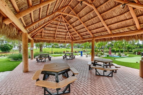 Tiny photo for 238 Newport O #238, Deerfield Beach, FL 33442 (MLS # B26006496)