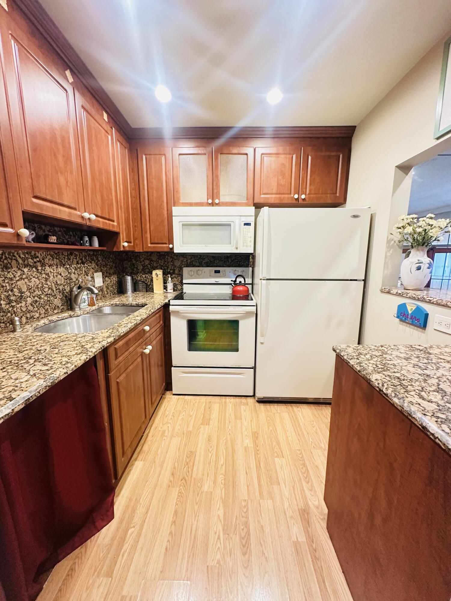 NEWPORT O CONDO - Residential