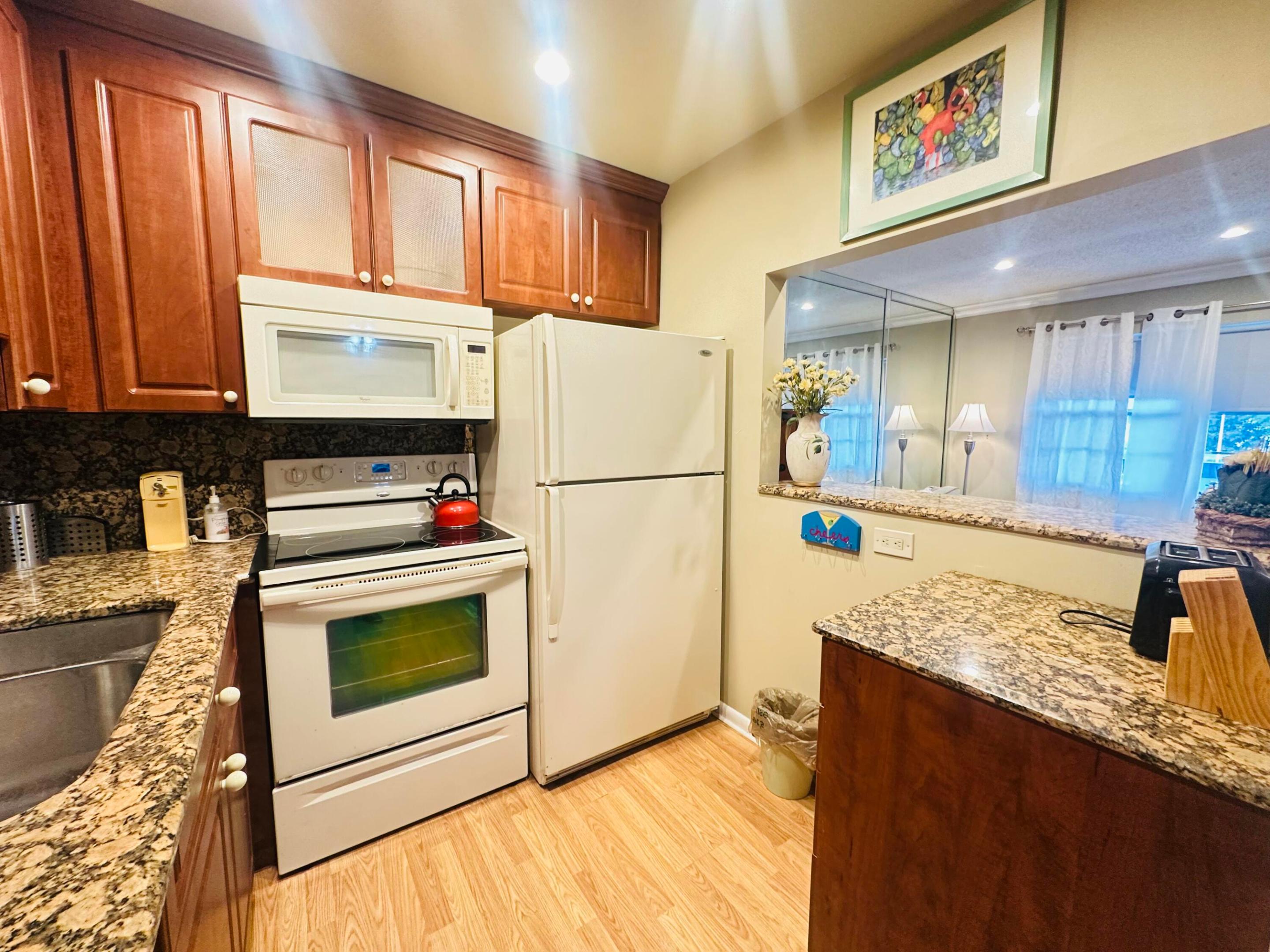 NEWPORT O CONDO - Residential