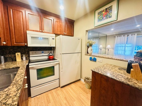 Tiny photo for 238 Newport O #238, Deerfield Beach, FL 33442 (MLS # B26006496)