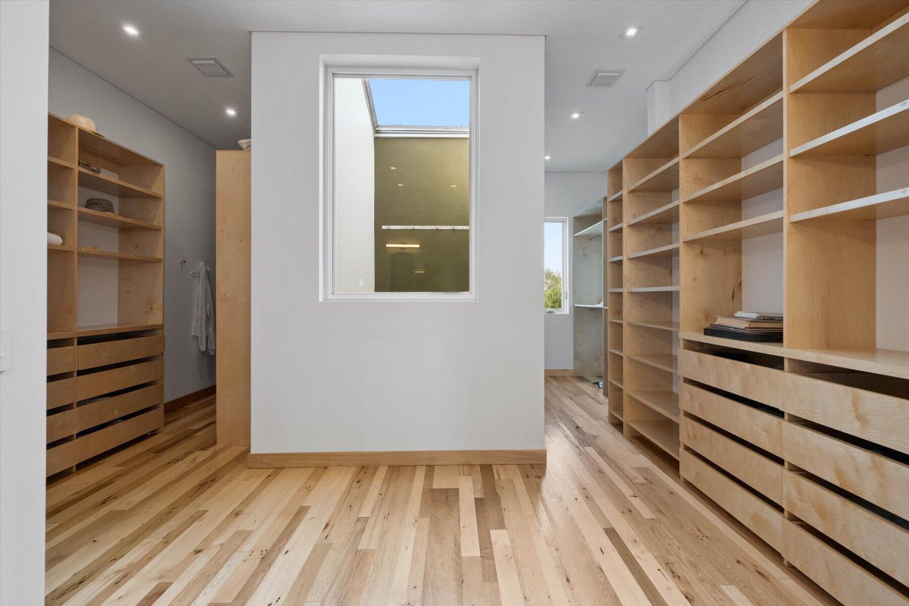 WELLINGTON AERO CLUB OF T - Residential