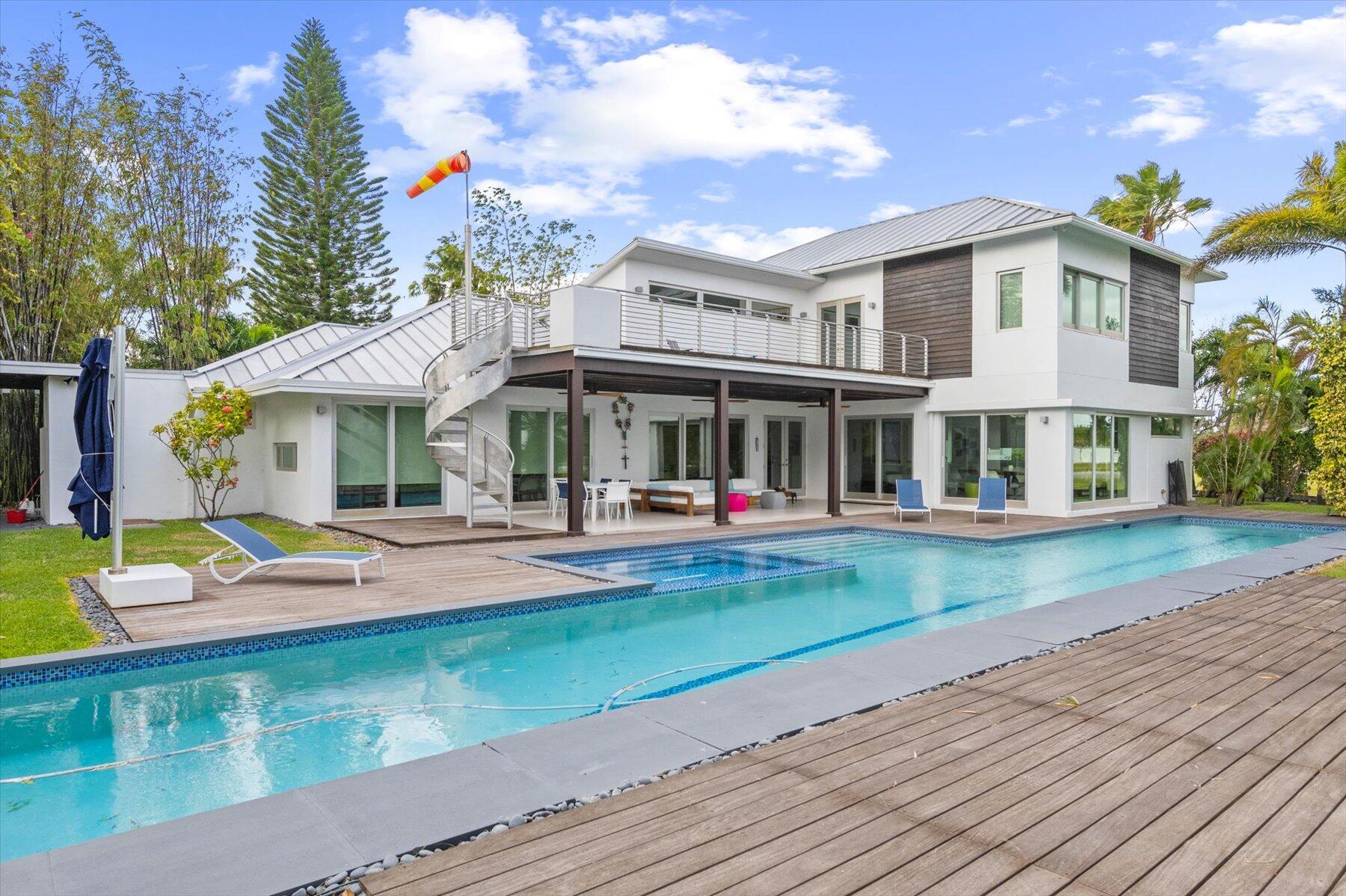 WELLINGTON AERO CLUB OF T - Residential