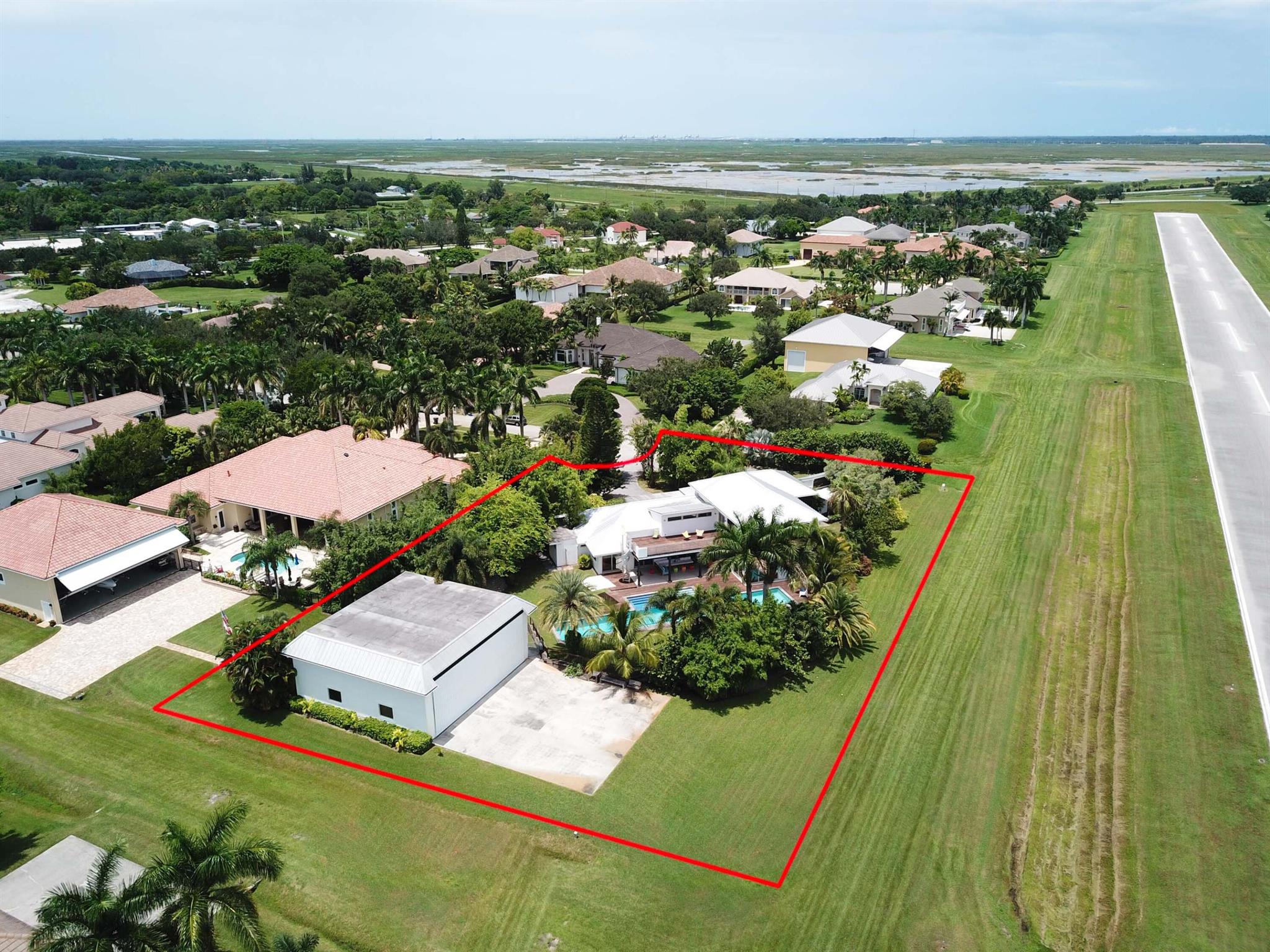 WELLINGTON AERO CLUB OF T - Residential