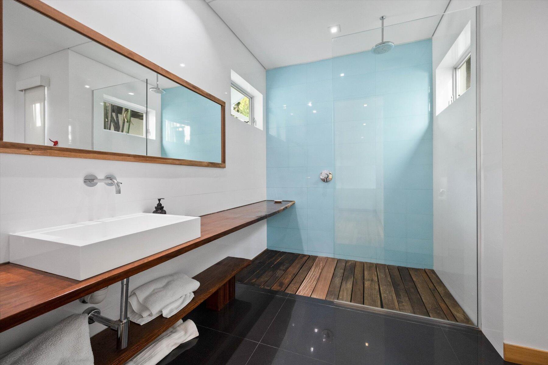 WELLINGTON AERO CLUB OF T - Residential