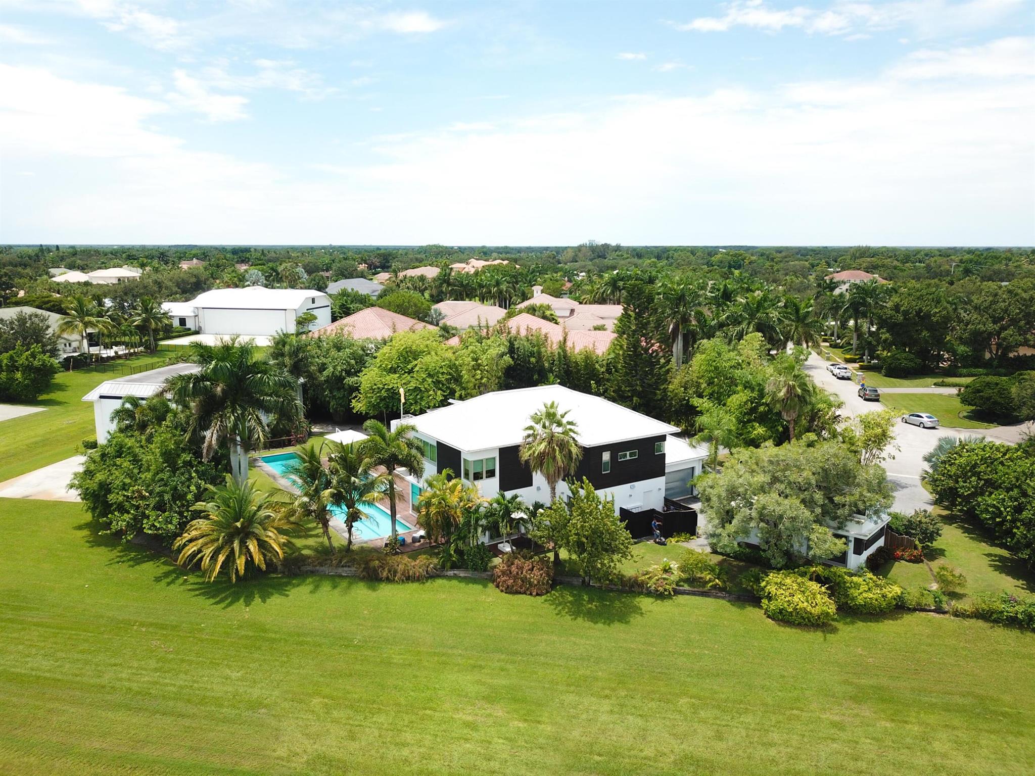 WELLINGTON AERO CLUB OF T - Residential