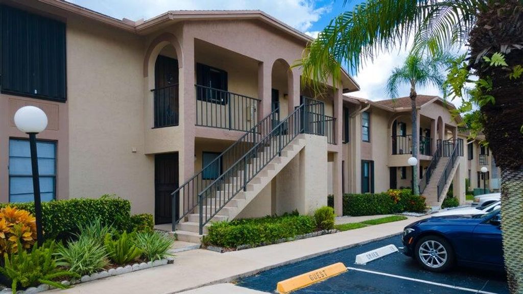 Photo of 9467 Boca Cove Circle #804, Boca Raton, FL 33428 (MLS # R10977691)