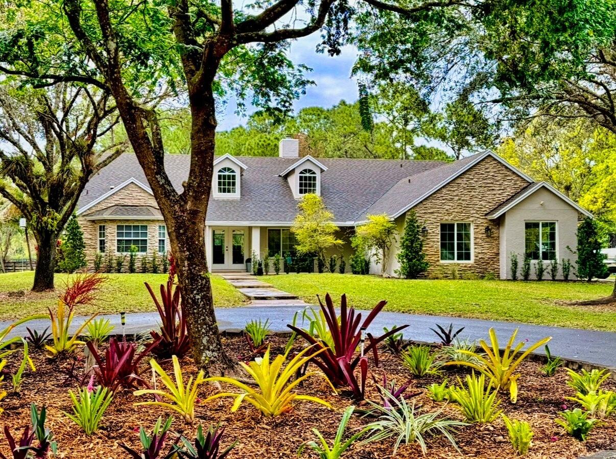 FOX TRAIL - Residential