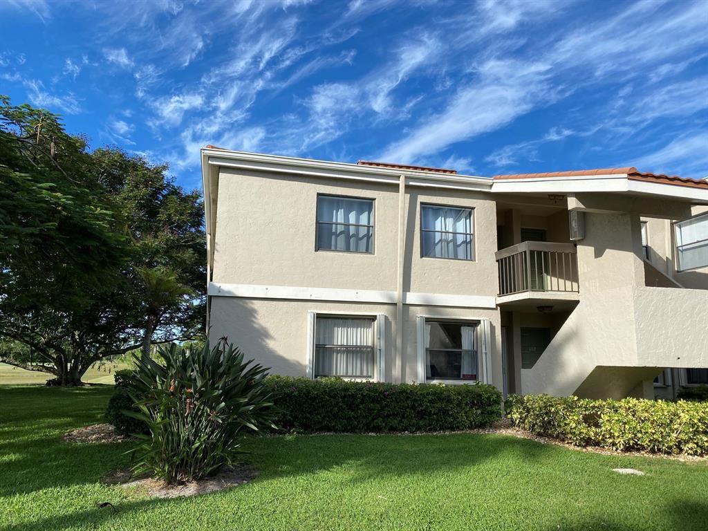 Photo of 13369 Touchstone Place #B 201, Palm Beach Gardens, FL 33418 (MLS # R10755157)