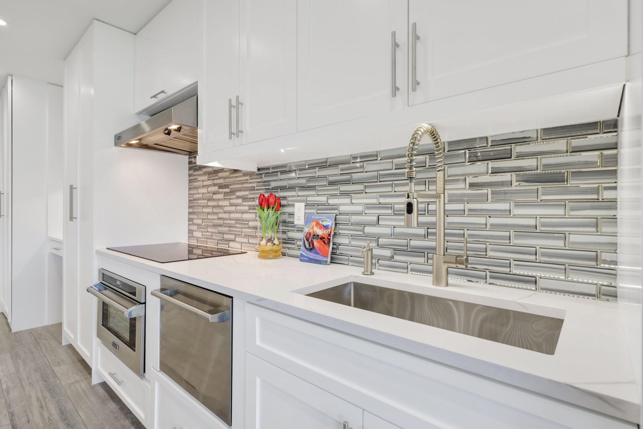 2895 NE 32nd Street 107
