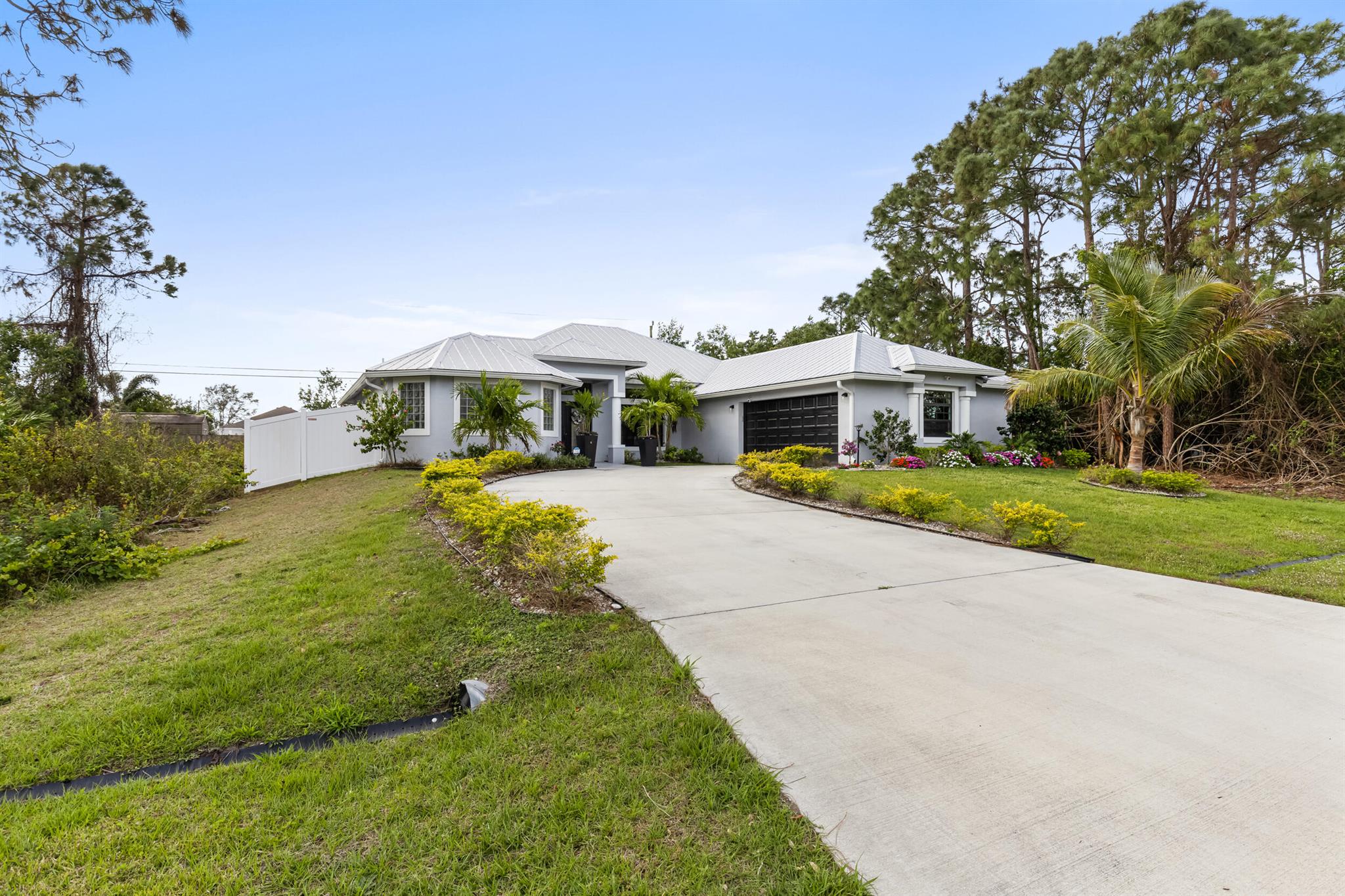 PORT ST LUCIE SECTION 33 - Residential