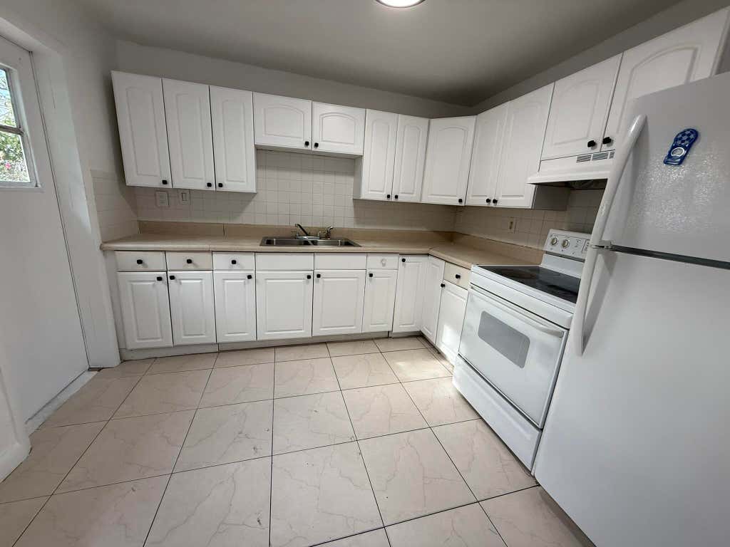 Photo of 3705 SW 13th Court #1-5, Fort Lauderdale, FL 33312 (MLS # B26064154)