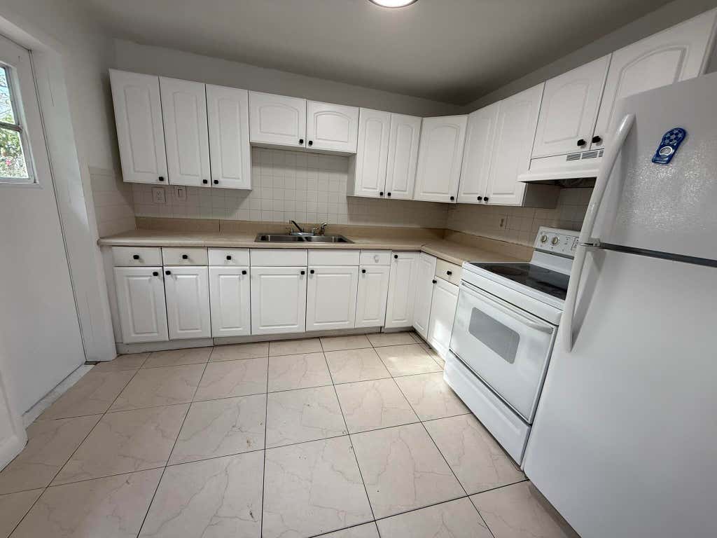 Photo of 3705 SW 13th Court #1-5, Fort Lauderdale, FL 33312 (MLS # B26064154)